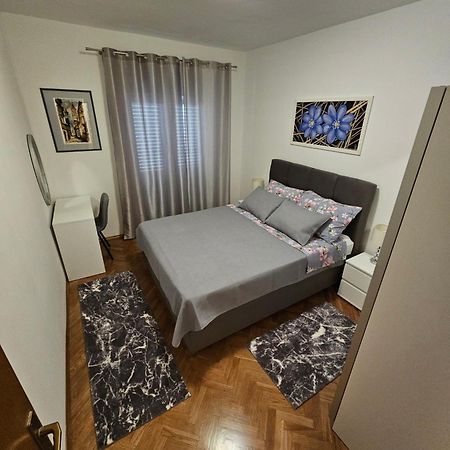 Apartments Grgic Trogir Luaran gambar