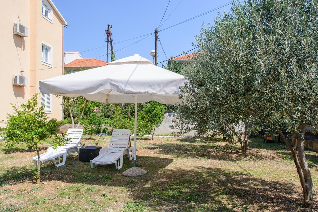 Apartments Grgic Trogir Luaran gambar